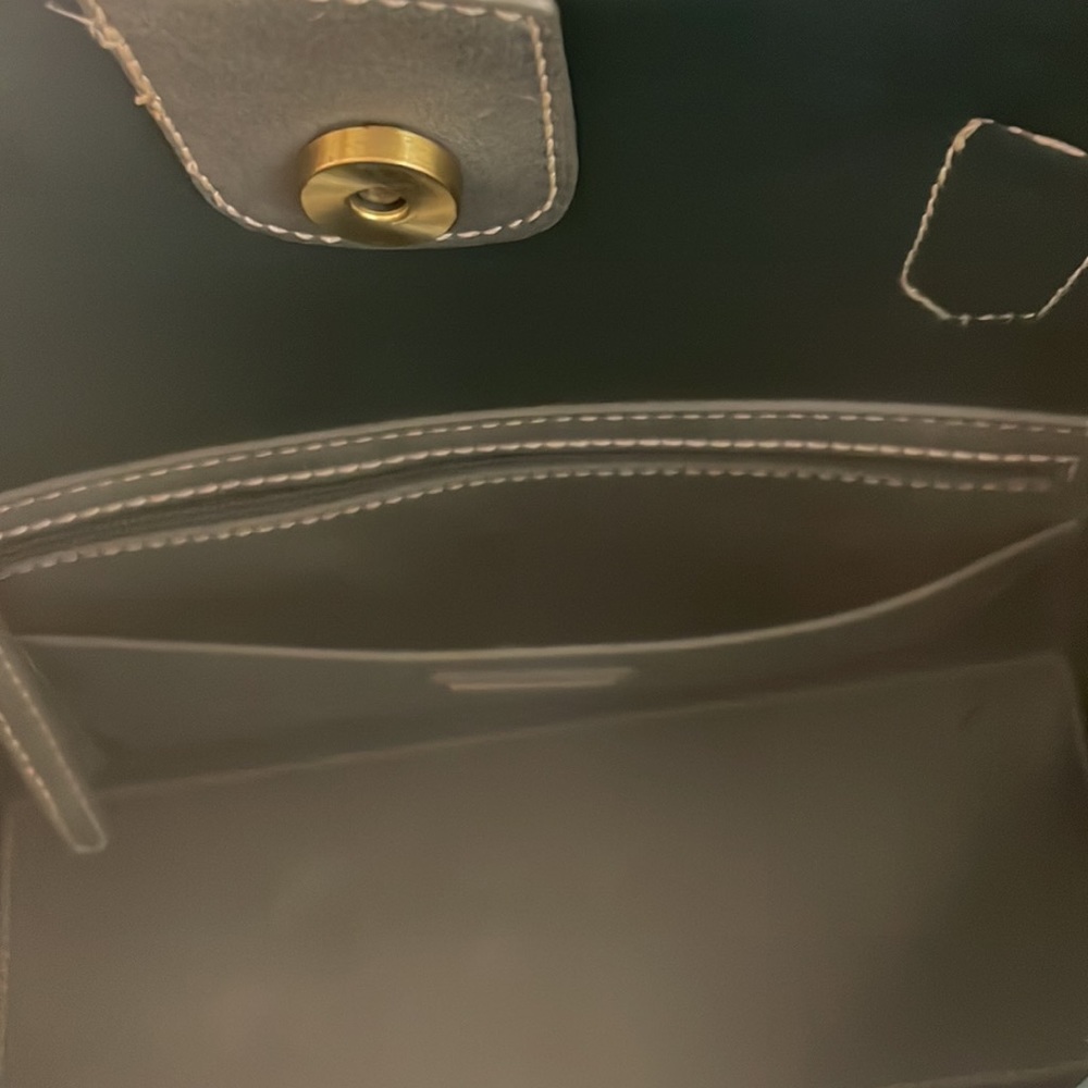 Tote - Picture 5 of 11